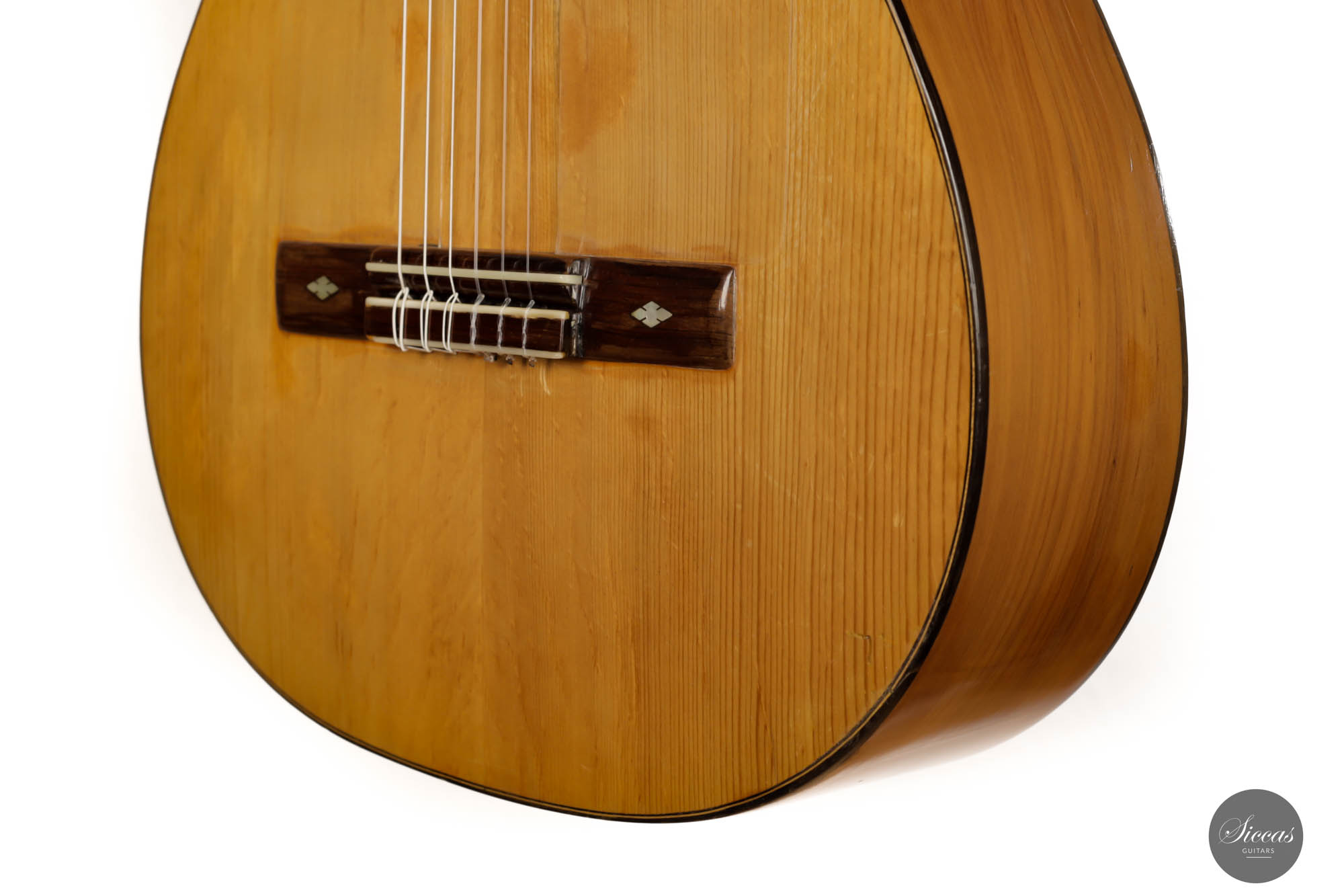 Jose Ramirez II - 1941 at SICCAS GUITARS - The world's finest guitars in  one place