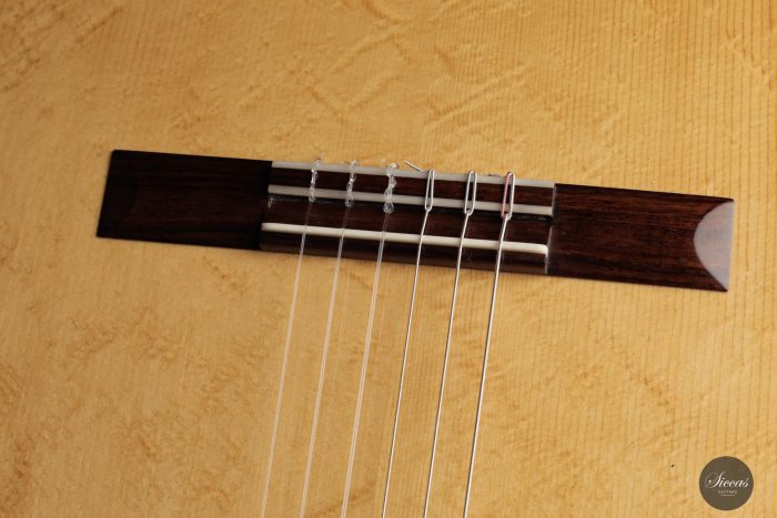 Daryl Perry 2022 Spruce Maple No. 247 65 cm 15
