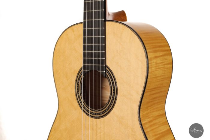 Daryl Perry 2022 Spruce Maple No. 247 65 cm 4