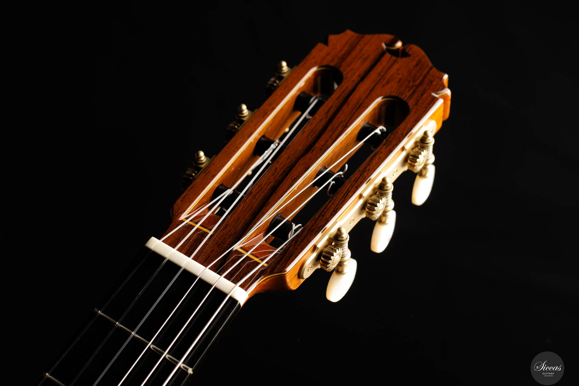 Sakurai Kohno - Special Left-Hand Spruce 64 cm at SICCAS Sakurai Kohno - Special Left-Hand Spruce 64 cm at SICCAS