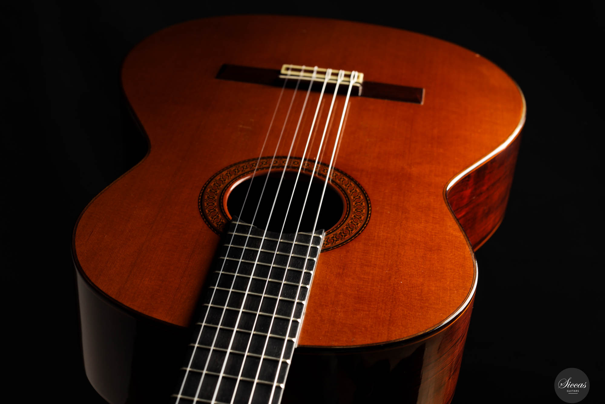 Ramirez classical guitar hotsell