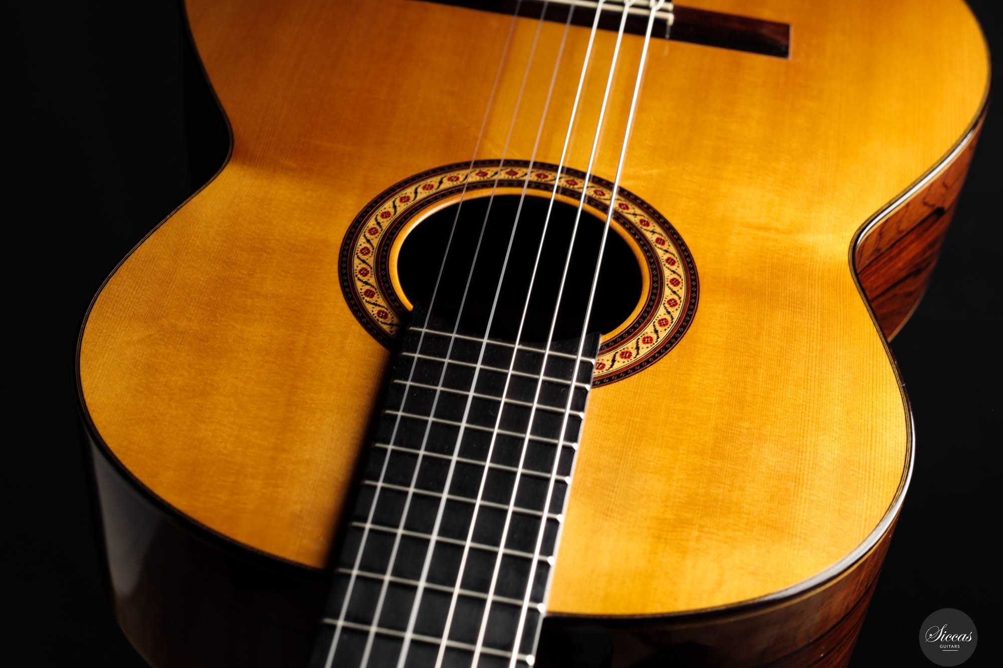 Robert Ruck - 1982 No. 272 at SICCAS GUITARS - The world's