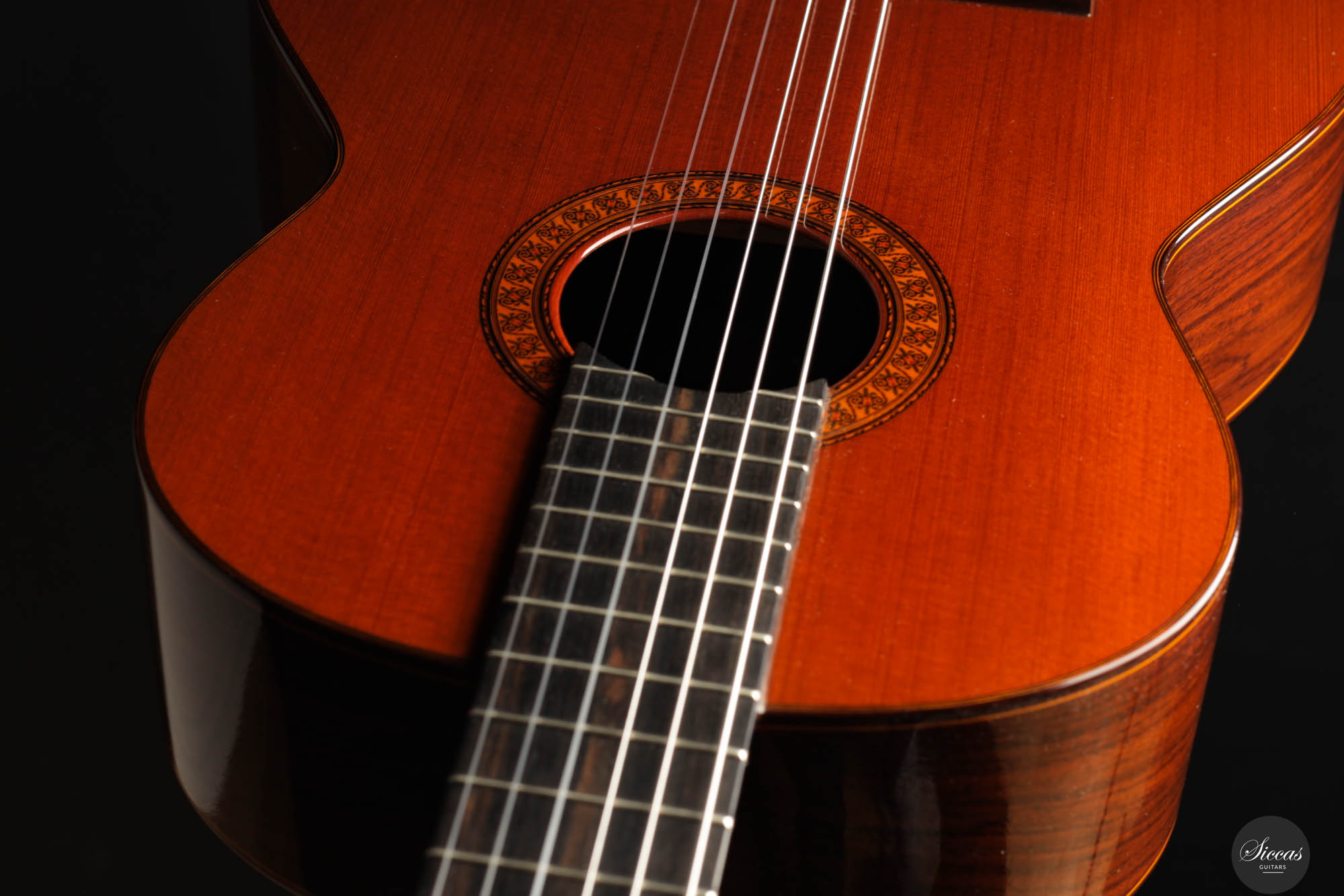 José Ramirez - 1976 1a No. 9525 at SICCAS GUITARS - The