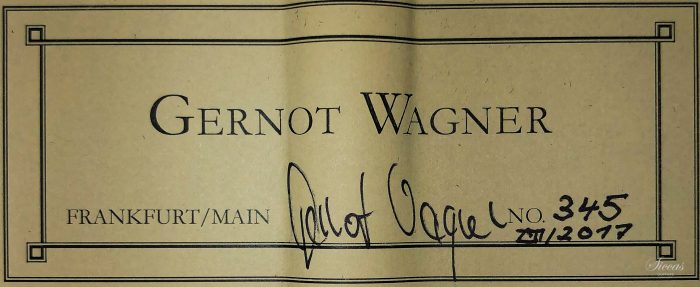 Classical guitar Gernot Wagner 2017 27