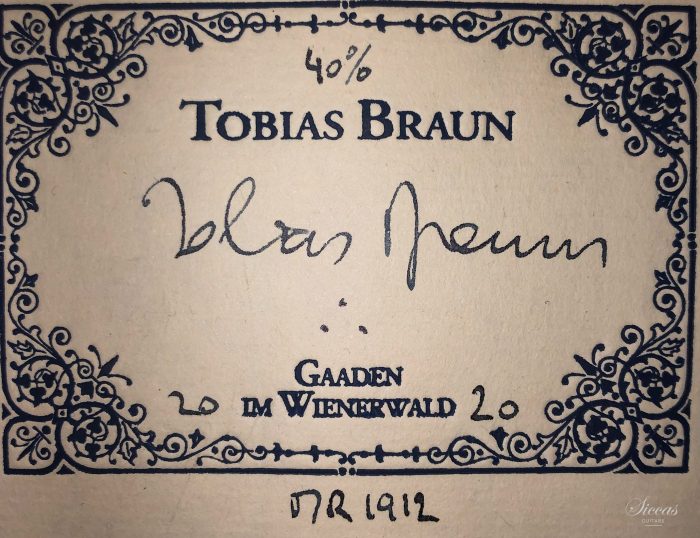 Classical guitar Tobias Braun 2020 27
