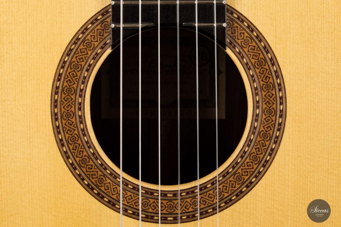 Classical guitar Paulino Bernabé 2020 5
