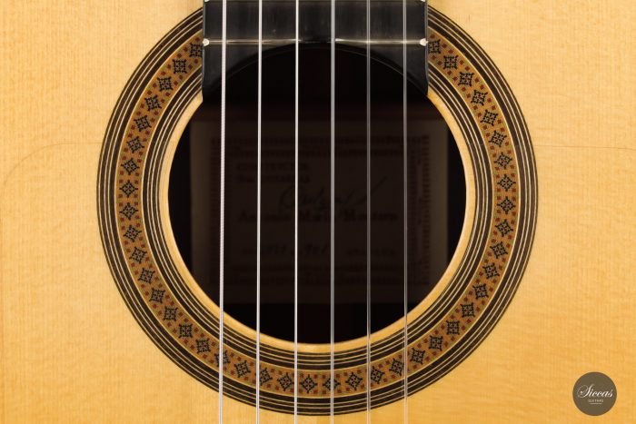 Classical guitar Antonio Marin Montero 2020 5