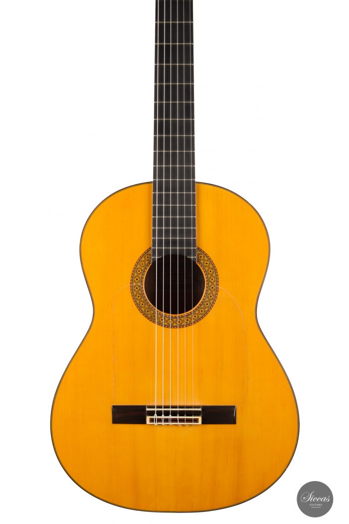 Classical guitar Manuel Reyes 1964 2