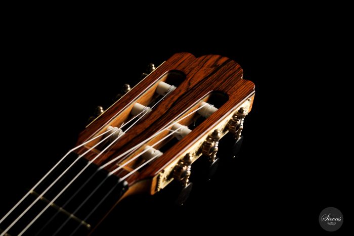Classical guitar Paulino Bernabé 2021 15