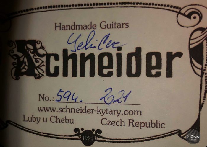 Classical guitar Jan Schneider 2021 22