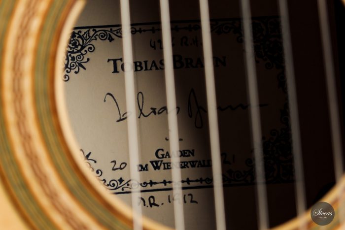 Classical guitar Tobias Braun 2021 24