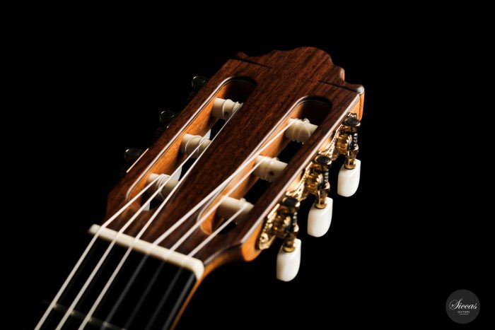 Classical guitar Vicente Carrillo Estudio Cedar 2021 13